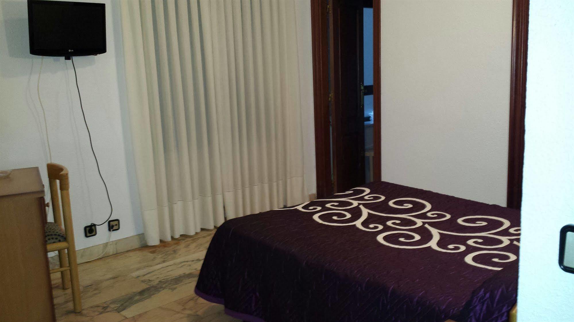 Hotel Amefa Salamanca Buitenkant foto