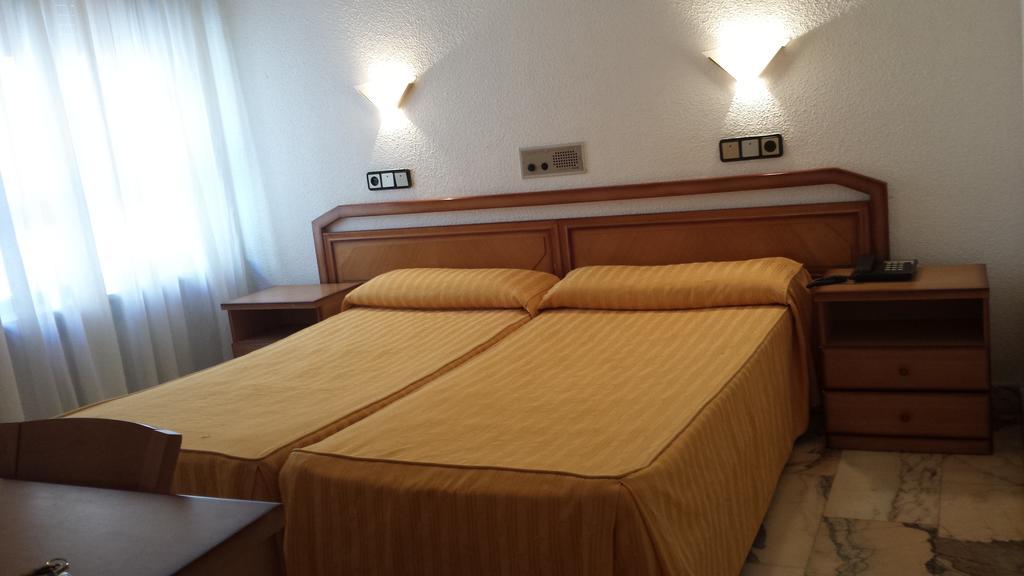 Hotel Amefa Salamanca Buitenkant foto
