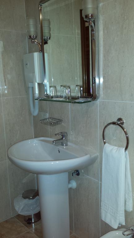 Hotel Amefa Salamanca Buitenkant foto